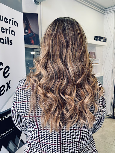 Peluquería one life unisex en Palencia