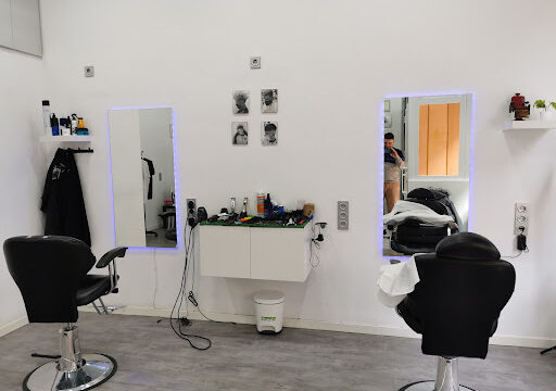 Barber studio MF – Granada