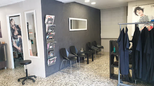 Perruqueria Cesca en Sant Adrià de Besòs
