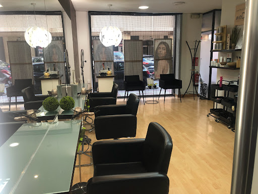 Peluquería Estética Abril en Granada