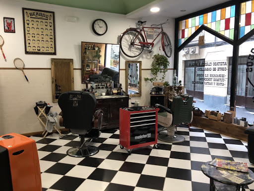 bailando con Lobos barber shop en Jaca