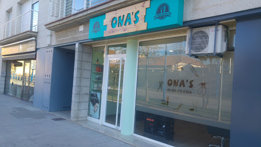 Ona