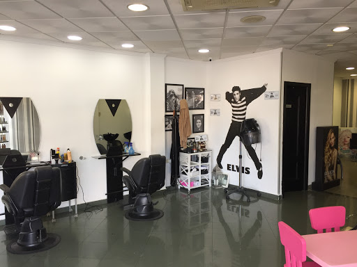 Peluqueria, Barberia Paqui Vargas en Huércal de Almería