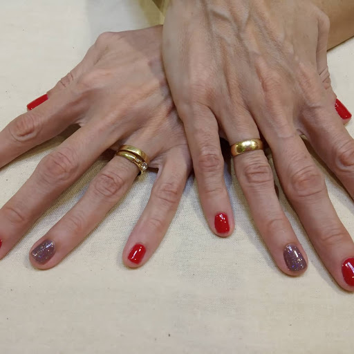 Estética Gemma en Ávila‎