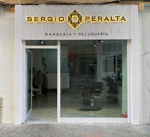 Sergio Peralta Barbería y Peluquería en Cádiz