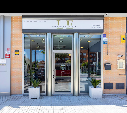 Larach Estilistas en Boadilla del Monte