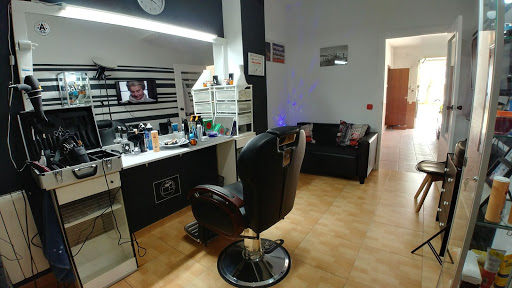 Chema Hernández - Barbershop & Fotografía en Berlanga