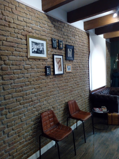 Hugos BARBER en Teruel