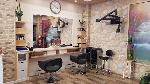 Peluquería y estética Maricielo Galán en Granada