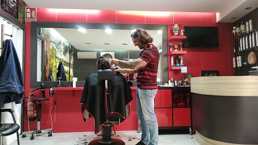 Perruqueria Òscar Domènech Barber shop en Tarragona