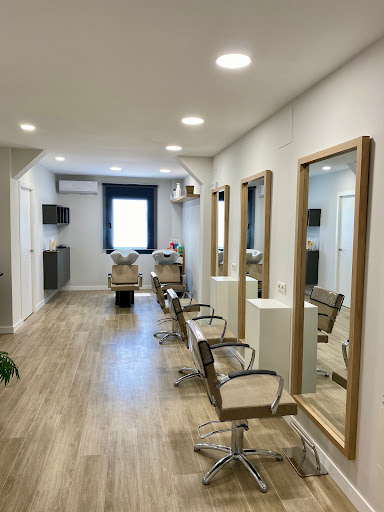 Sandra Santos Peluqueros en Guadarrama