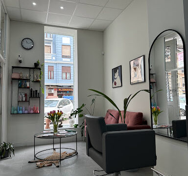 LA PELONA Hair Salon – Valencia