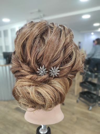 Salón De Belleza María Ríos en Somahoz