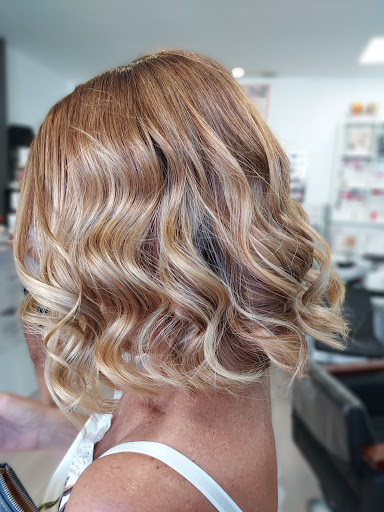 Peluqueria & estetica gen