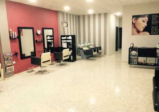 Peluquería y estética belleza y estilo – Sanlúcar de Barrameda