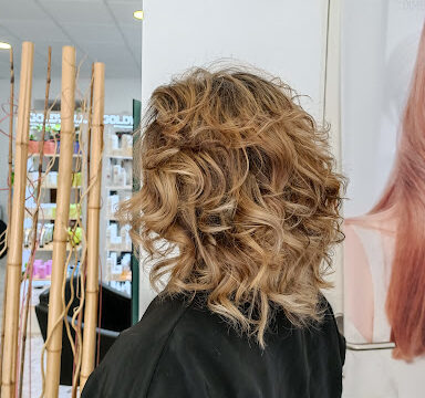 Karol ESTILISTES – Massamagrell