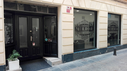 Peluqueria Mirror en Granada