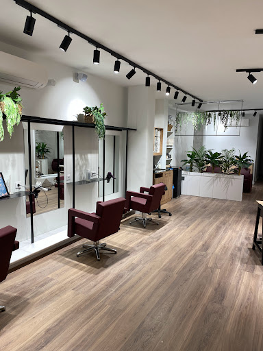 perruqueria underhair en Gerona