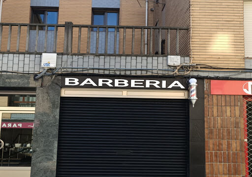 BARBERIA by Rolando Sáez – Barakaldo