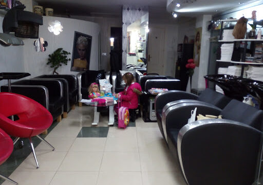 Peluquería New Look. Candeleda – Candeleda