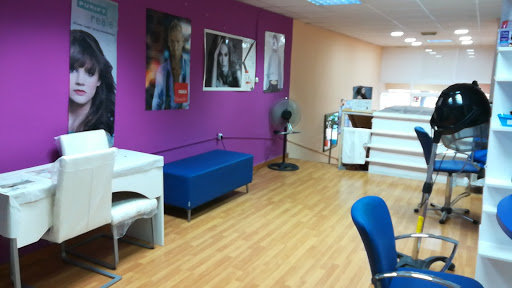Peluqueria Unisex R & Y en El Ejido