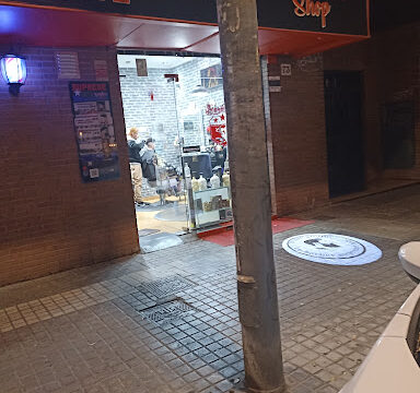 Barbería Valencia – Supreme Cuts Universidades – Valencia