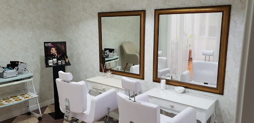 Salon De Belleza Maria Jose Redondo en Adamuz