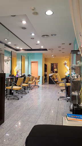 Peluquería Suhada HairWorkShop en Zaragoza