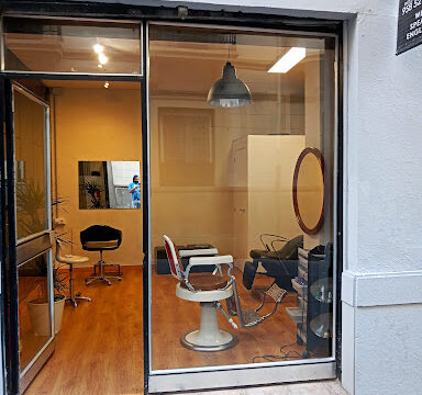Cuts Peluqueros – Granada