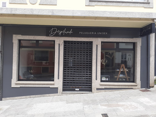 Despeluxada Peluquería en Valdoviño