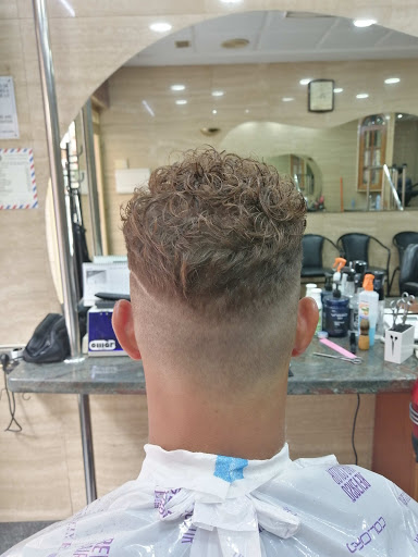 Peluquería de caballeros luis en Almería