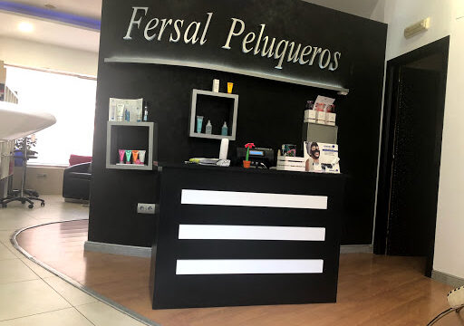 Ismael Fersal Peluqueros – Cáceres‎