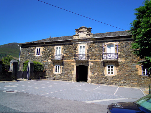 Mesón As Cortes en Pesoz