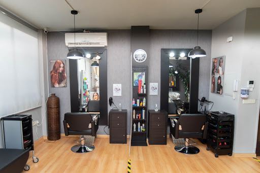 Aerenisa Peluquería y Estética Unisex en El Molar