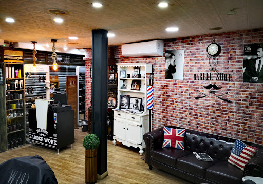 BARBER WORK old School en Santa Coloma de Gramenet
