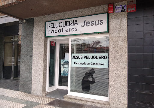 Peluquería de caballeros Jesús – Pamplona