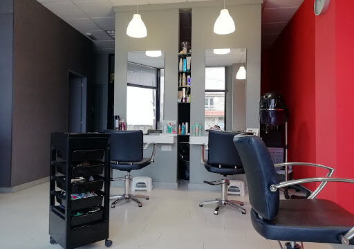 SILVIA MOURE PELUQUERÍA Y ESTÉTICA UNISEX – Fisterra