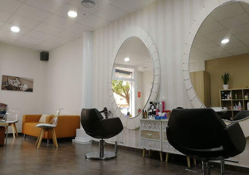 Peluqueria Kpeli – Puçol