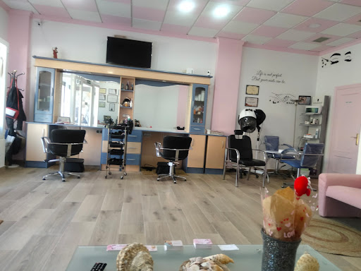 Peluqueria y Estetica Leny en Aguadulce
