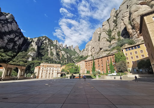 Salutaris – Sant Sadurní d’Anoia