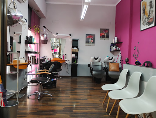 peluquería A M C en Zaragoza