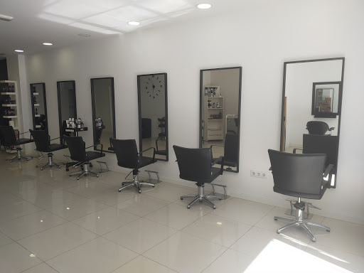 Vanity Estilistas Low Cost en L