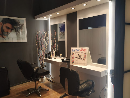 Criser Hairdresser en Súria