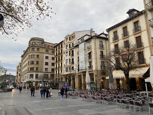 Zineli en Donostia-San Sebastian