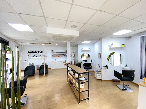 Bendita Locura Peluqueria Unisex & Salón de Belleza en Monforte de Lemos