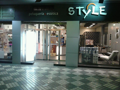 Peluqueria Begoña Martínez By style en Maracena