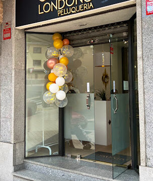 Claudia Londoño Peluqueria España – Ávila‎