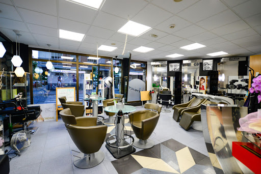 SOFIA PELUQUEROS - BARBER SHOP en León