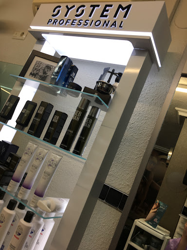 Peluquería Esteticien Nuevas Líneas en Benicarló