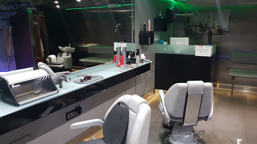 Peluquería de Caballeros Angueira en Padrón